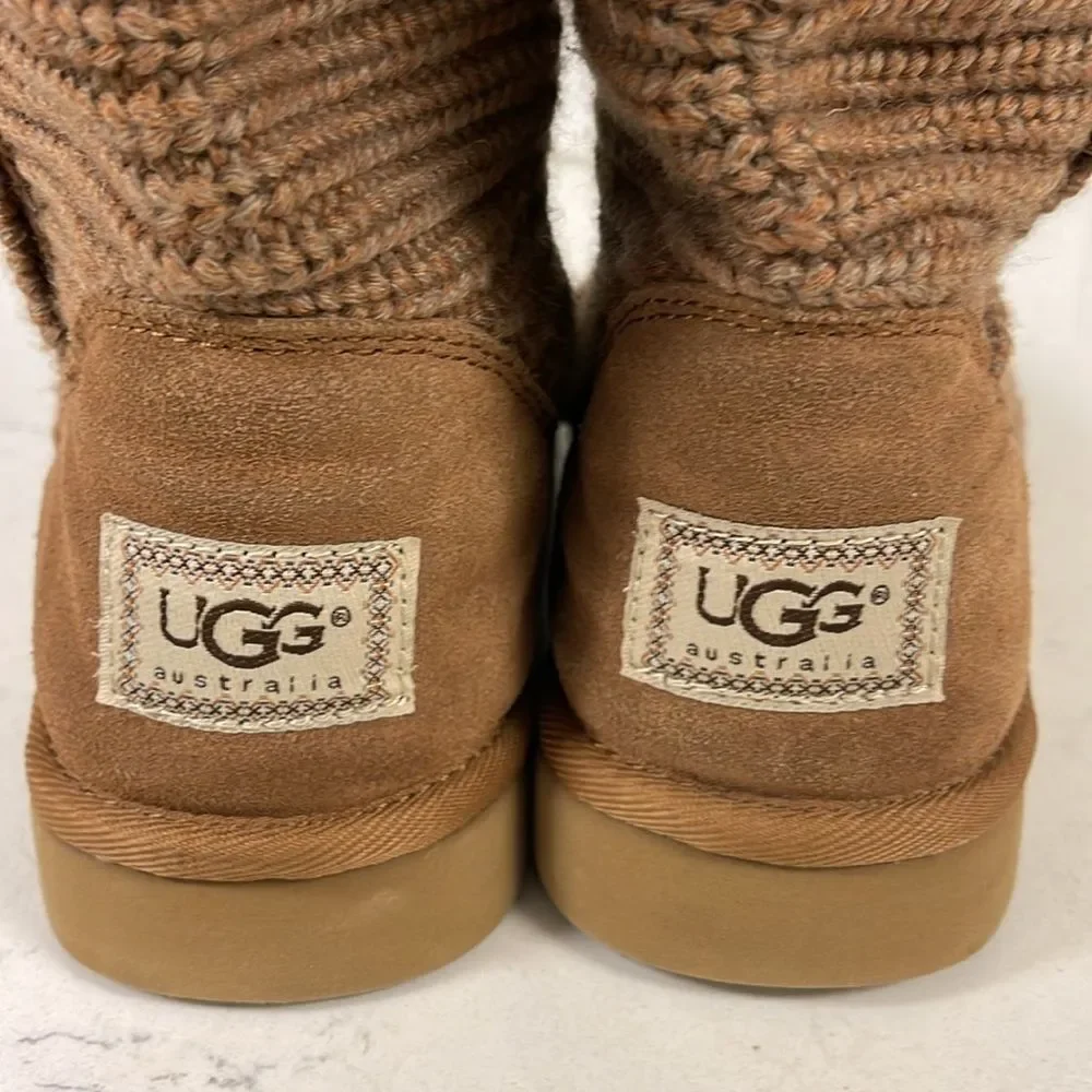 UGG 5817 Cardy Knit Boot Brown - Tan Size 8